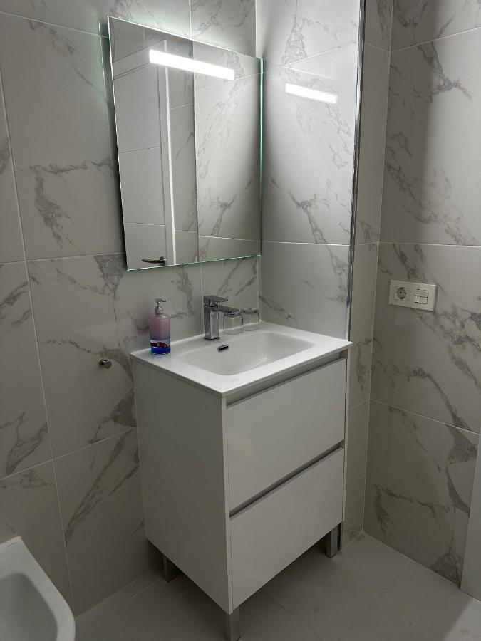 Magnificent And New Apartment In Playa San Juan 吉亚德索拉 外观 照片